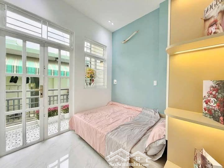 Giảm 350 Triệu! Ngọc Khánh, Ở Luôn Full Nội Thất, Lô Góc 2 Thoáng, Ngõ Thông, Ô Tô 40M,Diện Tích38M 5T