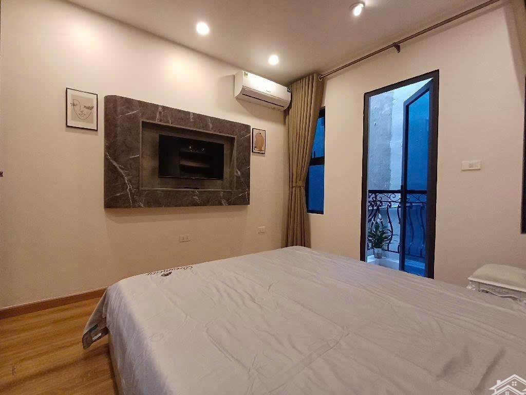 Siêu Phẩm Nhà Đẹp Đống Đa Full Đồ Ở Luôn Gần Phố - Nhà Đẹp Đón Tết 28M2 5 Tầng 5.8 Tỷ