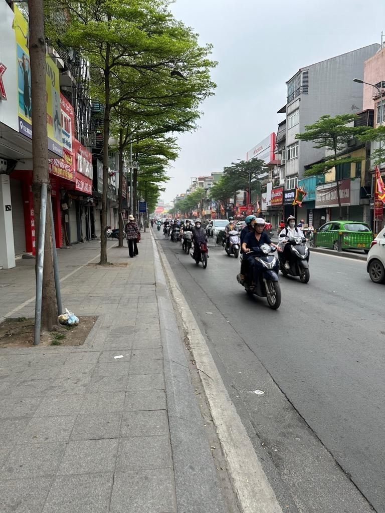 Bán Nhà Mặt Phố Nguyễn Lương Bằng 114/120M2, 5 Tầng, Mặt Tiền 4.2M, Dài 26 M, 47.5 Tỷ