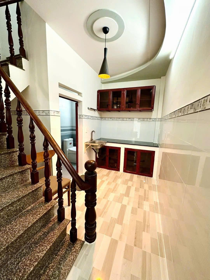 8,5 Triệu - Máy Lạnh - Nhà Thuê Gò Vấp 3 Phòng Ngủ- Phường 14 - Lê Văn Thọ Gần Phạm Văn Chiêu