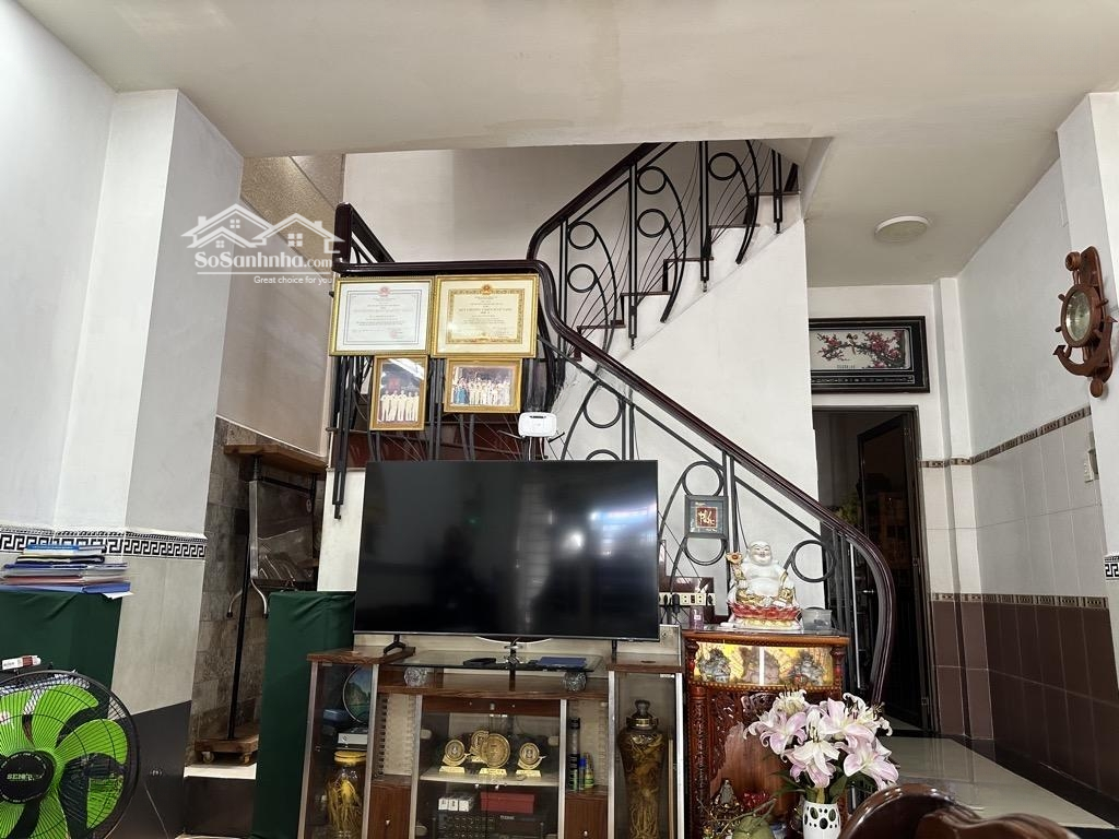 Nhà Mặt Tiền Huỳnh Tấn Phát Nhà Bè: 4 Tầng 4,5*16M, 8,8 Tỷ, Có Dòng Tiền 30 Tr/ Tháng