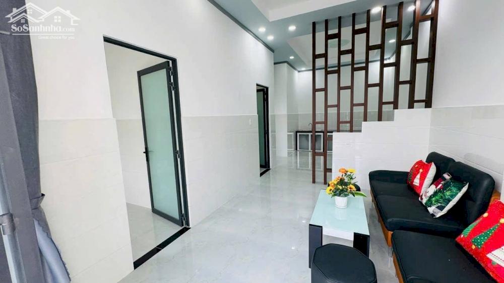 bán nhà mới 100m2, 2 phòng ngủ , tặng nội thất , phường 6 , tỉnh bến tre