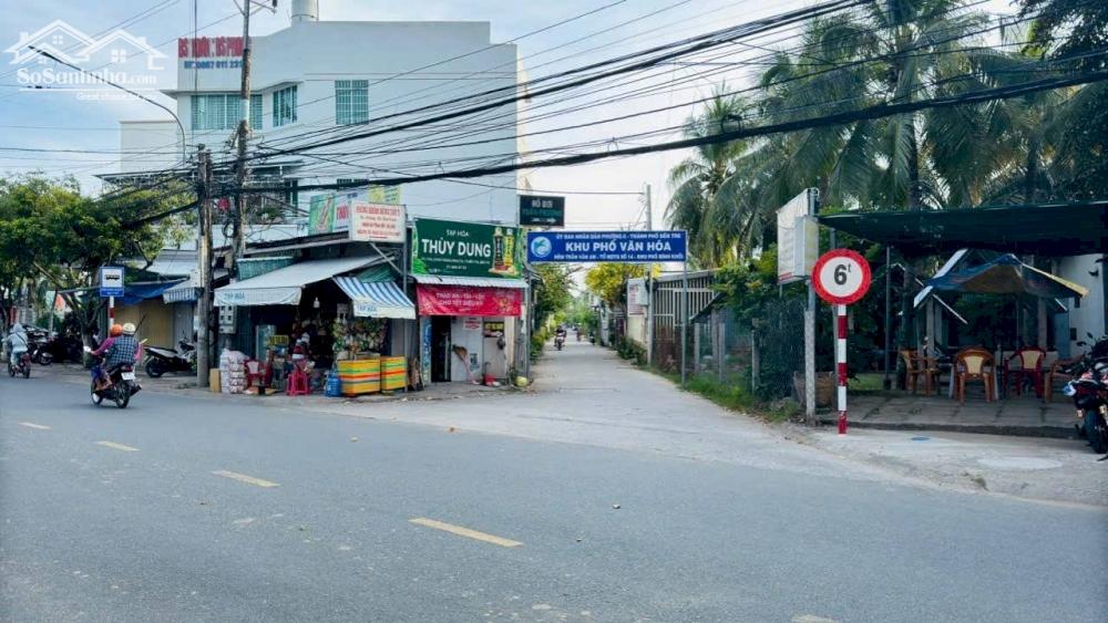 bán nhà mới 100m2, 2 phòng ngủ , tặng nội thất , phường 6 , tỉnh bến tre