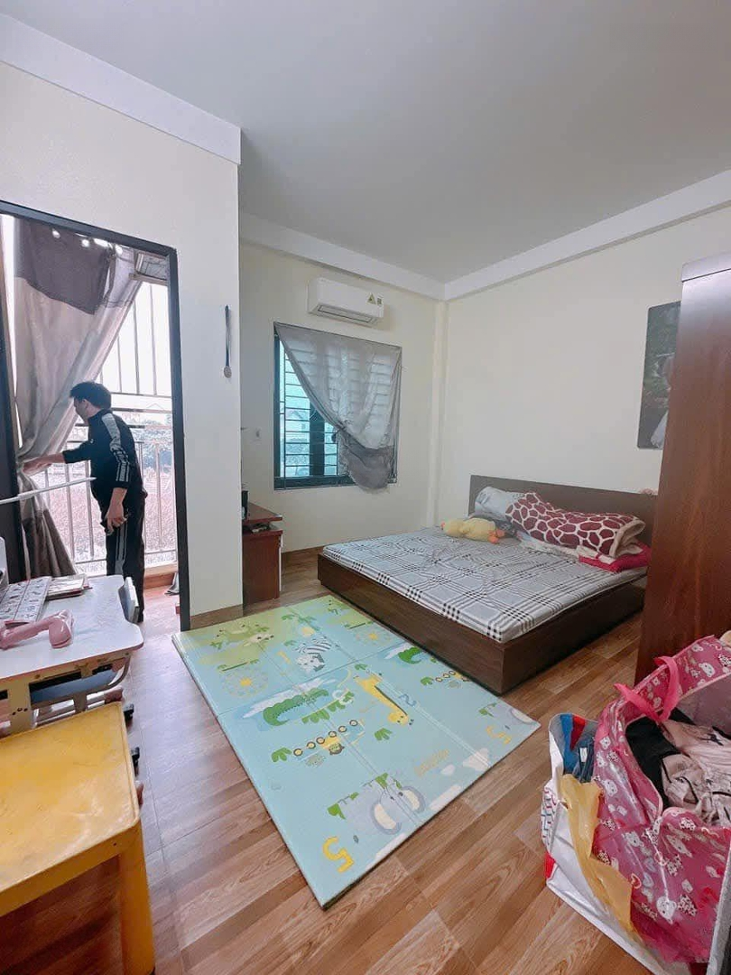 Chủ Giảm Sốc 200 Triệu, Bà Triệu, Hà Đông,Diện Tích42.5M2, 5 Tầng, Giá Bán 6.45 Tỷ, Oto Tránh Gần Nhà, An Sinh.