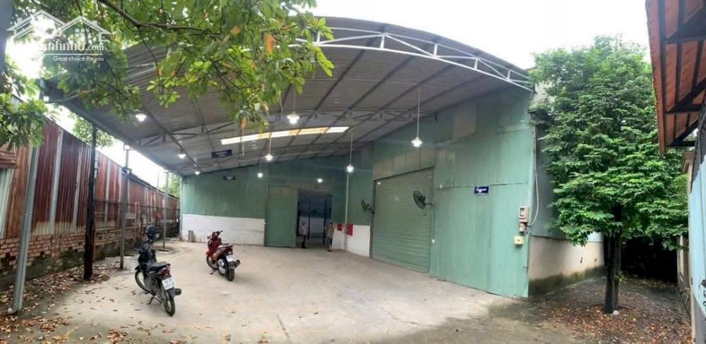 Kho 800mét MT đường cầu xây gần hoàng hữu nam