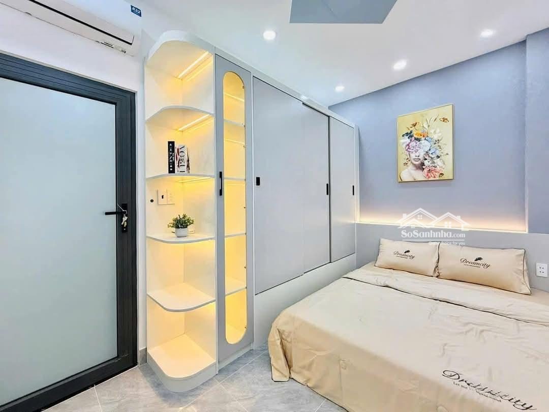 Bán Nhà Vuông Vức Đường Trần Bình Trọng Quận 5 - 50M2: 1 Trệt 1 Lầu 3 Phòng Ngủ3Wc