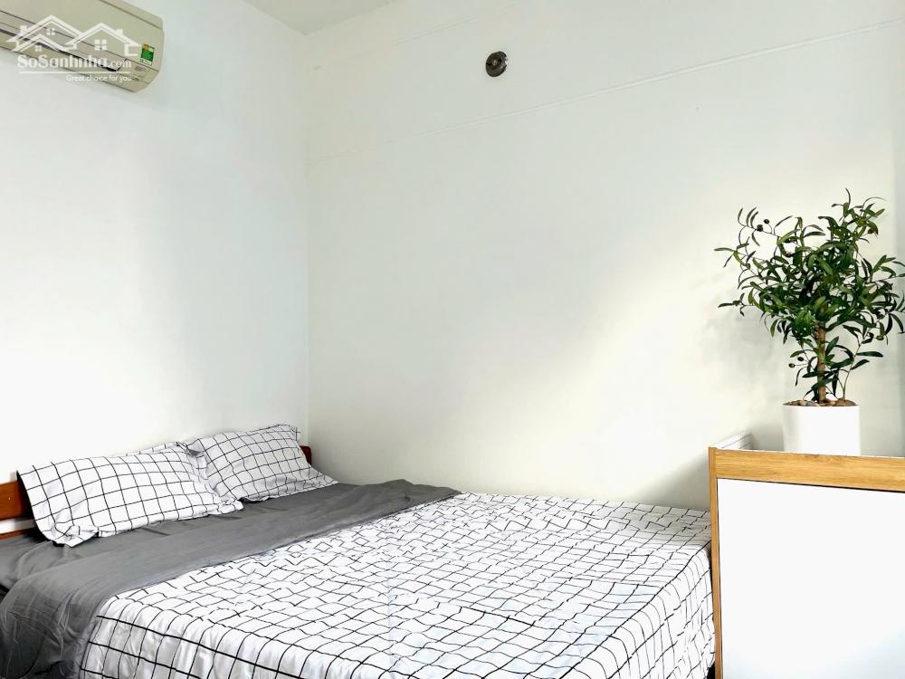 Bán Nhà Mặt Tiền Số: 150 Hoa Lan, Phường 2, Quận Phú Nhuận. DT: 4 x 16m - 4 Tầng.