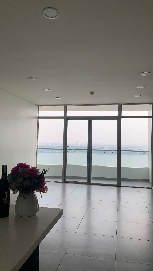 Bán Căn Hộ 3N2Vs Watermark Tây Hồ: 102M2 Vị Trí Đẹp, View Nhìn Ra Hồ Tây, Liên Hệ: 0986701616