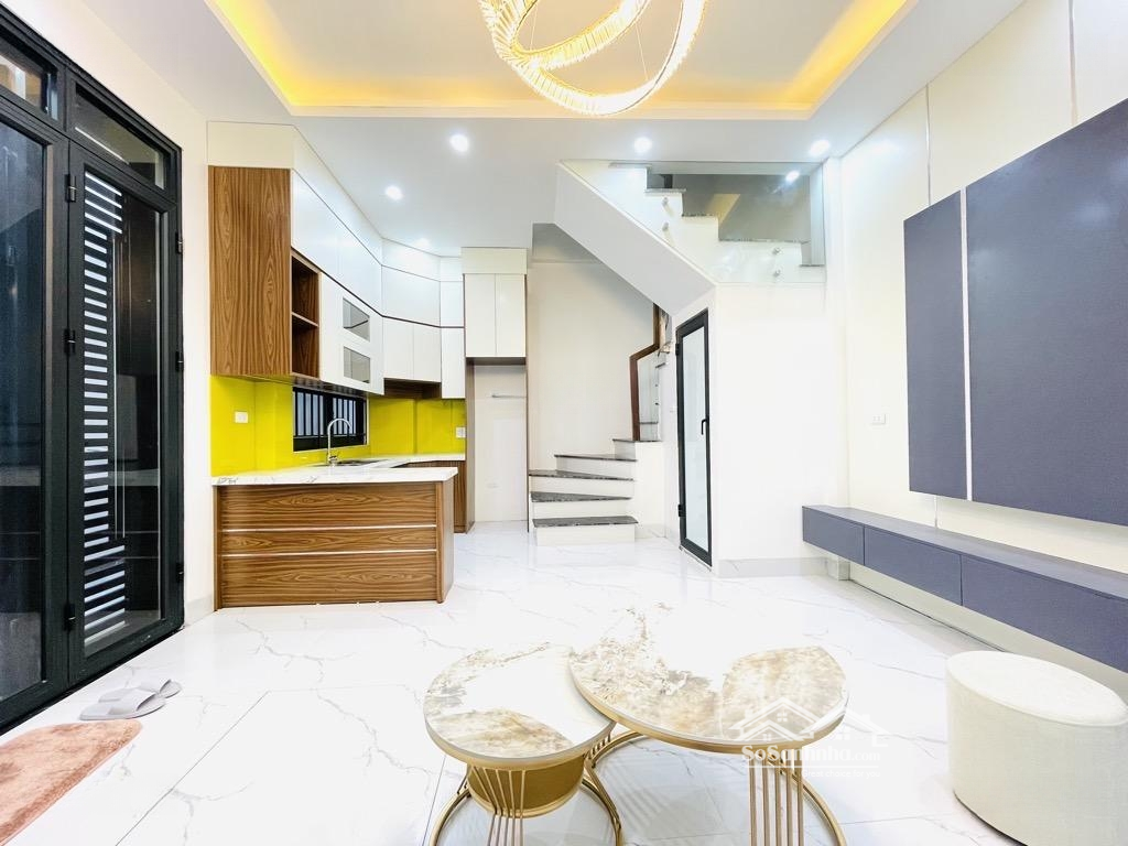 Hoa Hậu Đón Tết- Mễ Trì Thượng Nam Từ Liêm- Full Nội Thất- Cách Phố 30M- 35M, 5 Tầng, 6.X Tỷ.