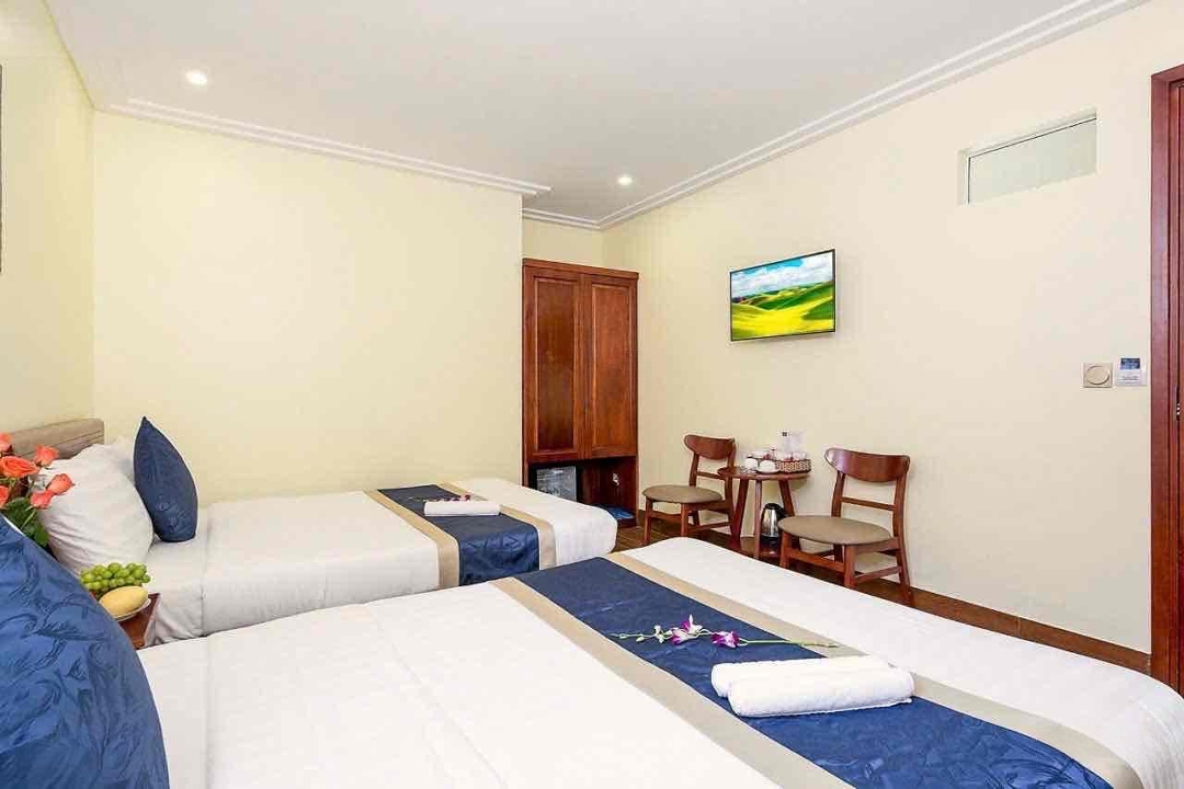22 Tỷ- Cực Phẩm Toà Khách Sạn Phạm Văn Đồng 8 Tầng, Doanh Thu 200 Triệuiệu/ Tháng, Sát Biển 300M