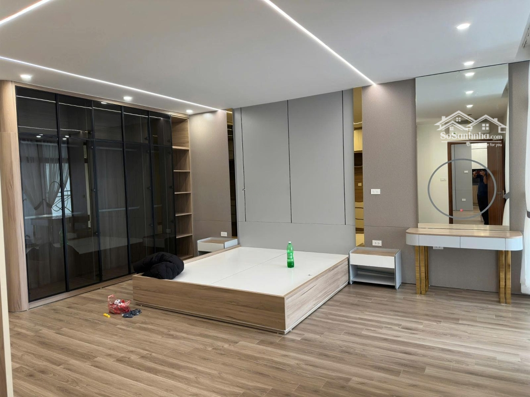 Chính Chủ Bán Gấp Căn 152.5 M2 Full 3 Phòng Ngủ 2 Vệ Sinhgiá Chỉ 9.8 Tỷ Có Đàm Phán, Ban Công Đông Nam