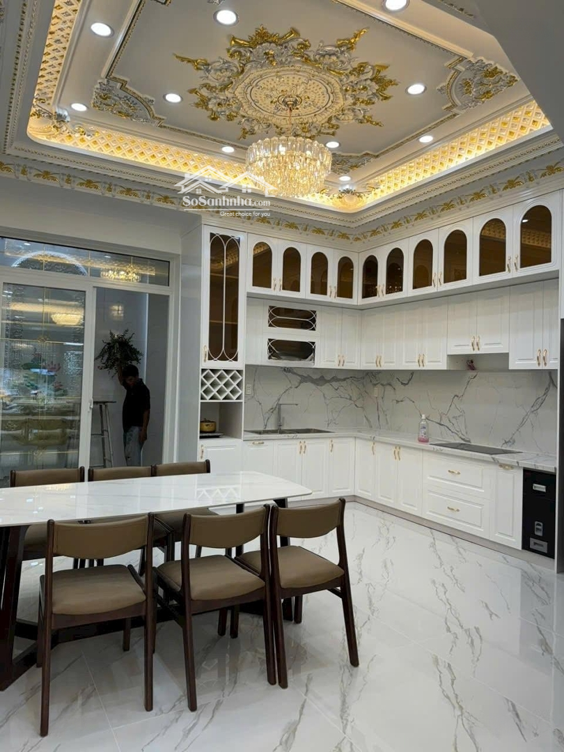Bán Nhà: Nhà Bè: Nhà Siêu Đẹp, 95M2 , 5Phòng Ngủ, 5 Vệ Sinh Ôtô Ngủ Trong Nhà, Cạnh Pmh 5P.