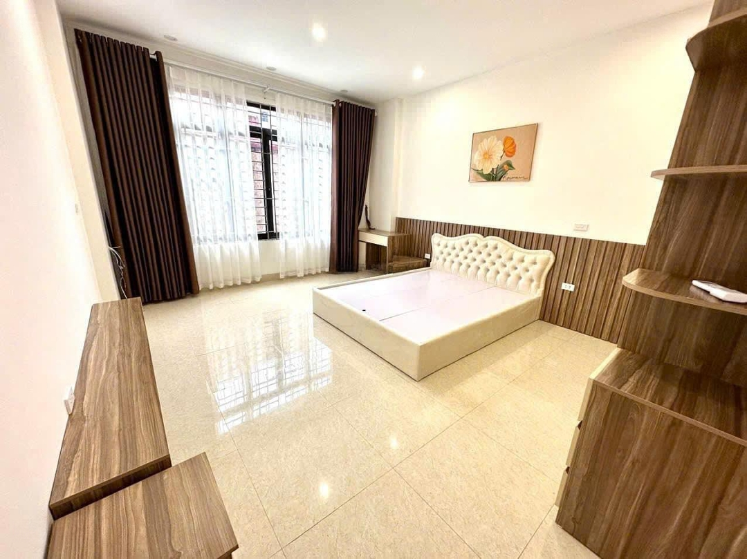 Bán Nhà Trần Cung .Diện Tích52M2 , 4 Tầng . Giá 9.1 Tỉ. Ngõ Nông Thông .