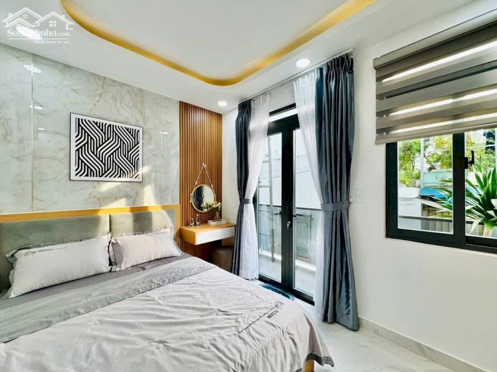 Nhà  Đường Nhiêu Tứ Phường 7 Quận Phú Nhuận.