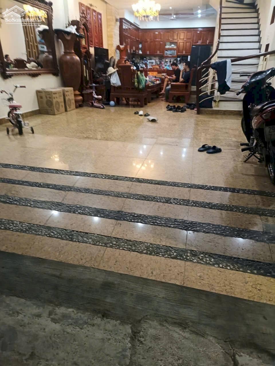 Cần bán gấp nhà phố Kẻ Vẽ 77m2, 4T, ô tô vào nhà hơn 10 tỷ