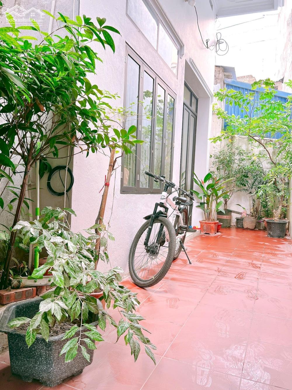 BÁN NHÀ 1.5 TỶ 2.5 TẦNG 51M2 ( HƯỚNG NAM ) NGÕ ĐIỆN BIÊN