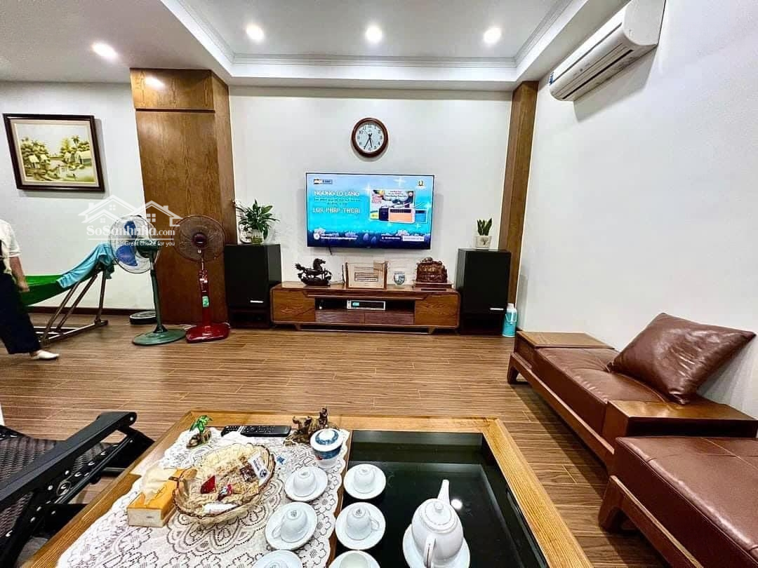 Chủ Cần Bán Gấp Nhà Lk Vĩnh Phúc - Quận Ba Đình - Phân Lô 75M2 - 5 Tầng -Mặt Tiền8.5M Ở Gia Đình