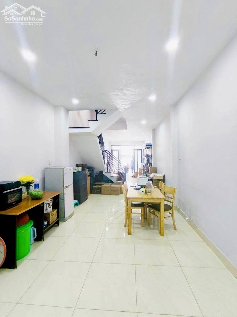 BÁN NHÀ PHƯỜNG 13 TÂN BÌNH, đường Cộng Hoà, 67M2, 3 Tầng, 3PN, 3WC, giá 7,2 tỷ
