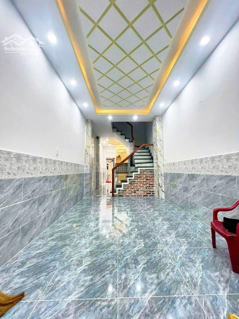 Bán Nhà Quận 4, 4 Tầng Hoàn Công, 2 Mặt Tiền Đường Số Xe Hơi Trước Và Sau, Khu Vĩnh Hội !