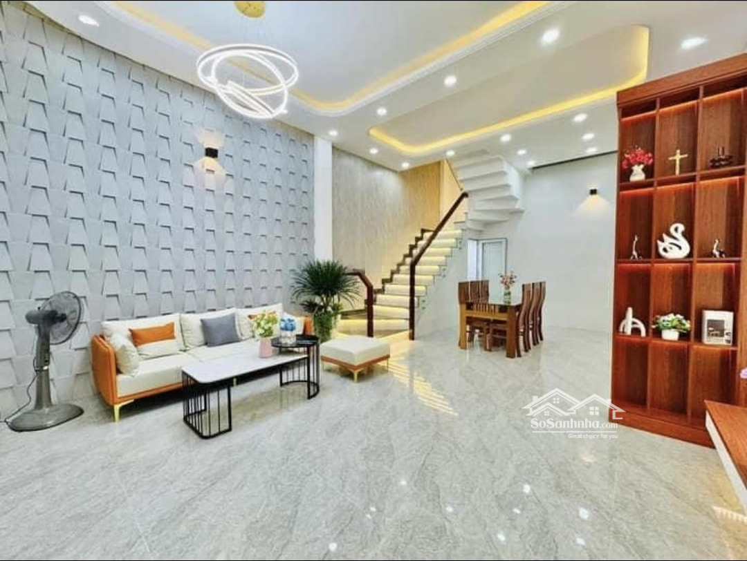 Ngoại 6 Về Quê Cần Bán Nhà Đường Phó Đức Chính, Quận 1. Giá Bán 5,4 Tỷ - 5X14M. Hiện Cho Thuê 32 Triệu