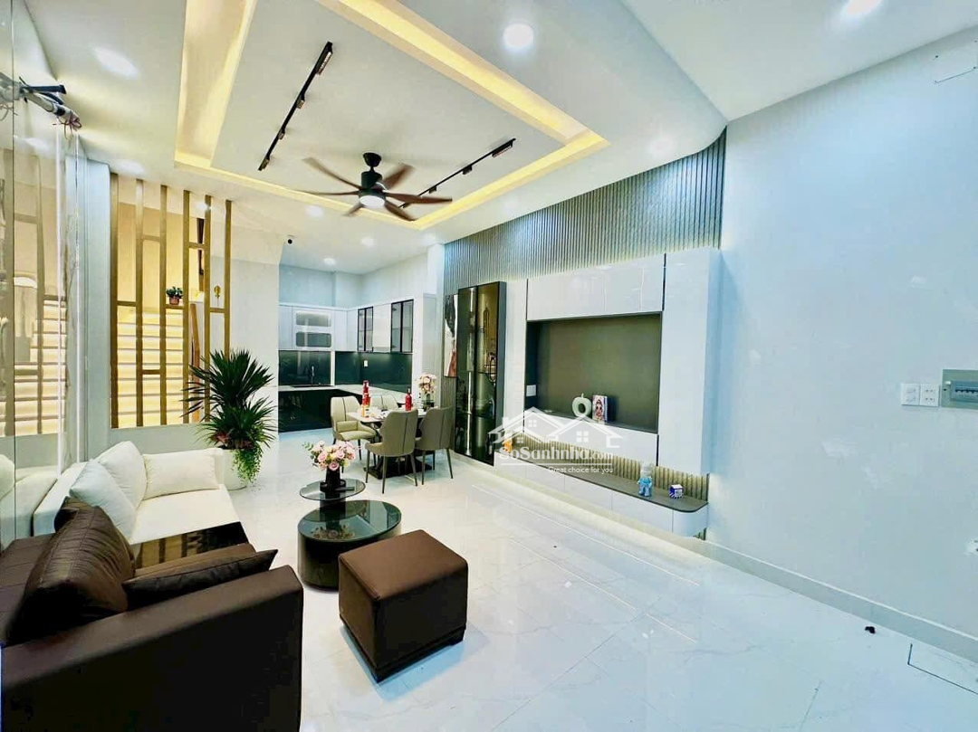 Cực Phẩm Nhà Cho Thuê 28 Triệu Ngay An Bình - Quận 5. Giá Bán 3 Tỷ260/ 70.3M2 Cách Chợ Hòa Bình 250M