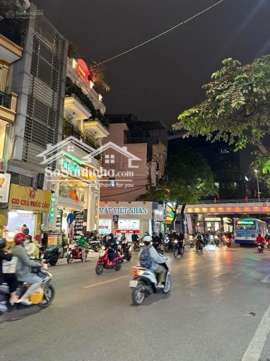 Siêu Phẩm! 70M X 6 Tầng Thang Máy - Bạch Mai - Trần Khát Chân - Phố Huế, 30M Ra Phố, Quanh 11 Tỷ.