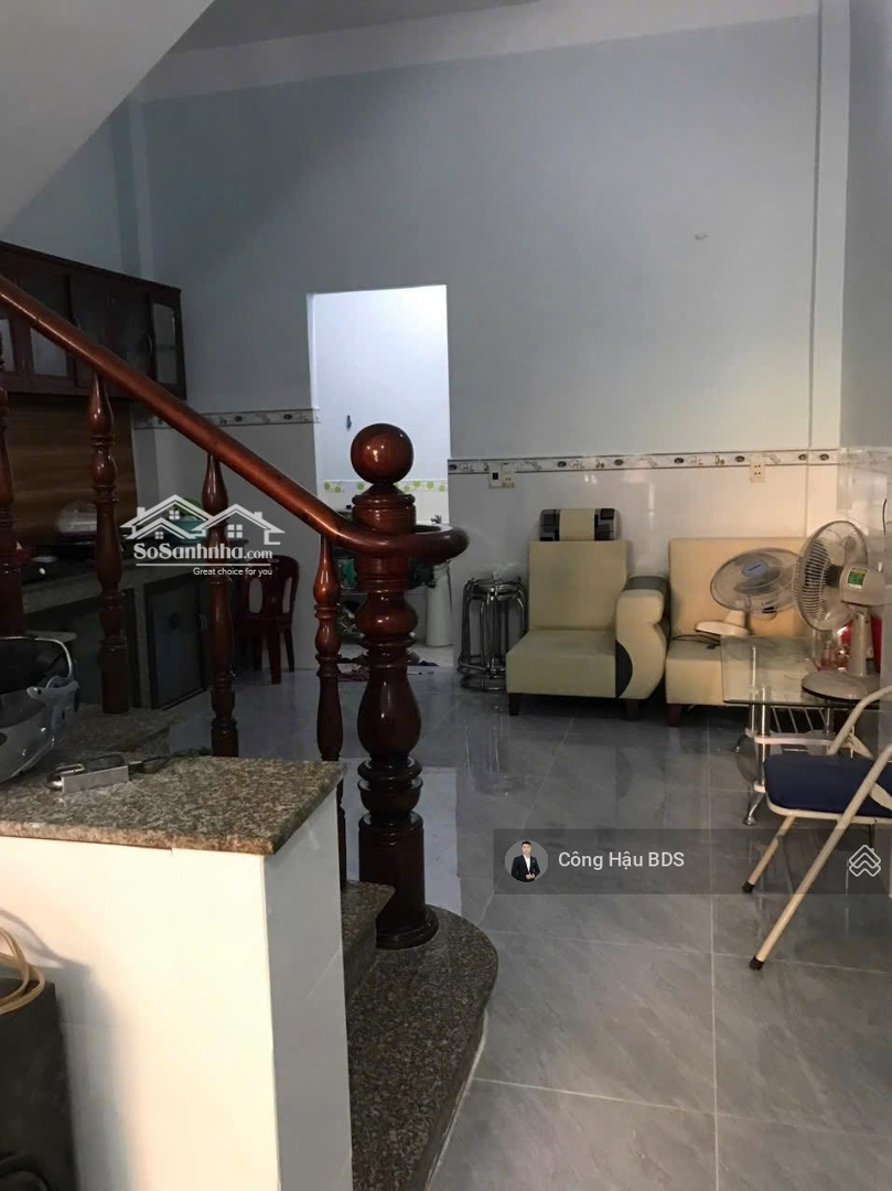 Nhà Trệt Lầu Gần Ngã Tư Chiêu Liêu, Tp. Dĩ An. Diện Tích: 60.3M2. Gồm 2Pn- 2 Wc. Đường Nhựa 6M. Giá: 3.25