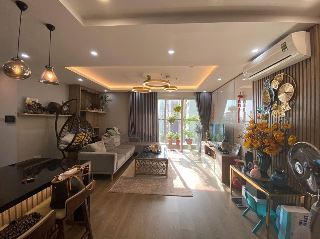 Bán Chung Cư Fafilm 19 Nguyễn Trãi 100M2, 2 Ngủ, 2 Vs Nhỉnh 7 Tỷ