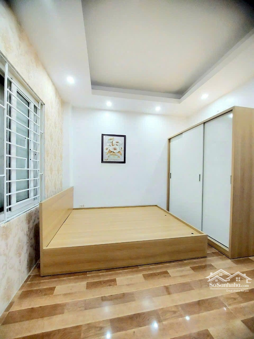 Tôi Chính Chủ Căn Ccmn Tại Phố Quan Nhân, Vị Trí Đắc Địa Sáng Thoáng Full Nội Thất.