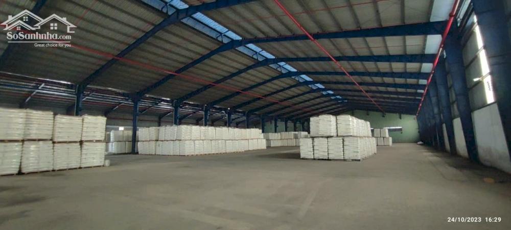Bán 8000m2 đất có 4000m2 kho nhà xưởng khu công nghiệp Hòa Khánh, Đà Nẵng.
