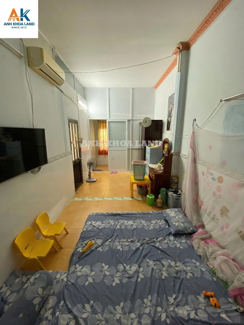 Gấp Bán! Căn Nhà 2 Tầnghẽm Xe Hơiđường Tây Hoà, Phường Phước Long A - 60M2