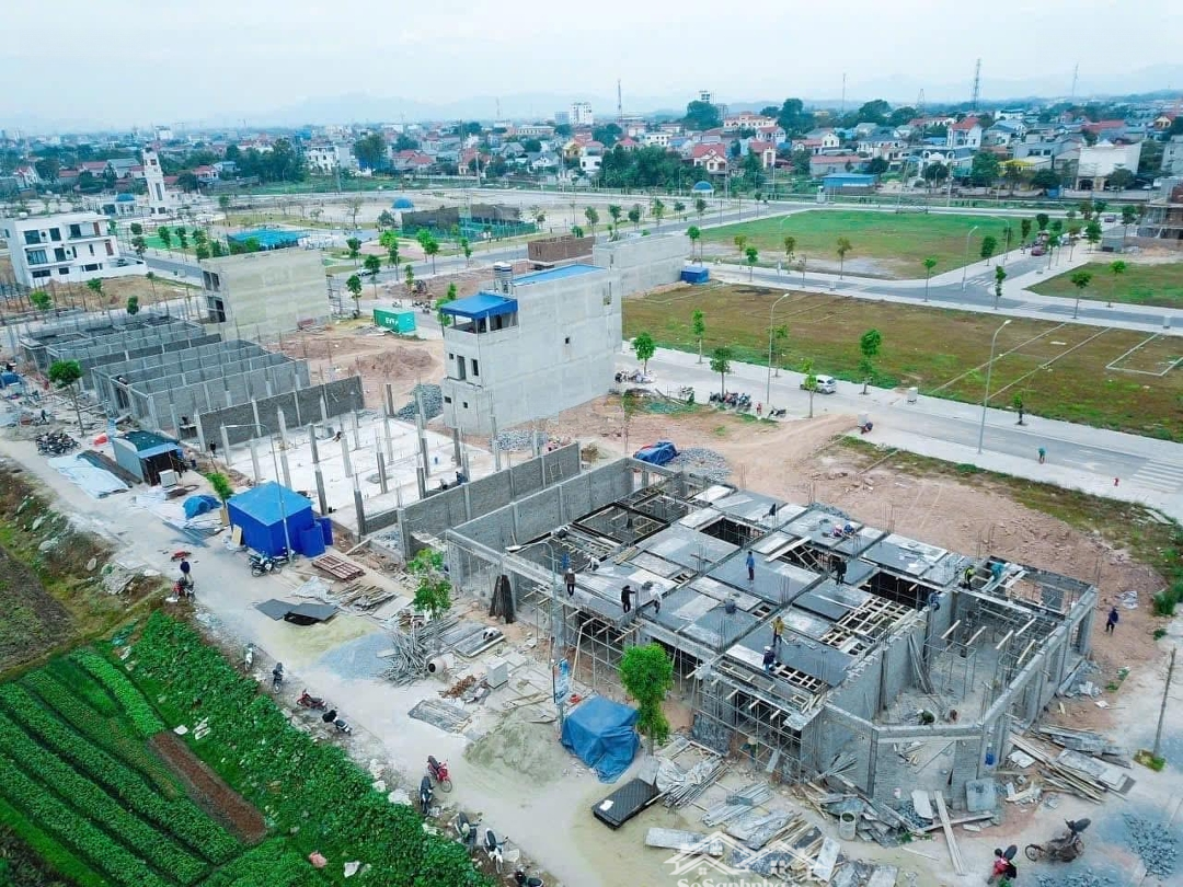 Bán Nhanh Lô Đối. Diện Trường Học Tấn Đức Central Park. Giá Rẻ