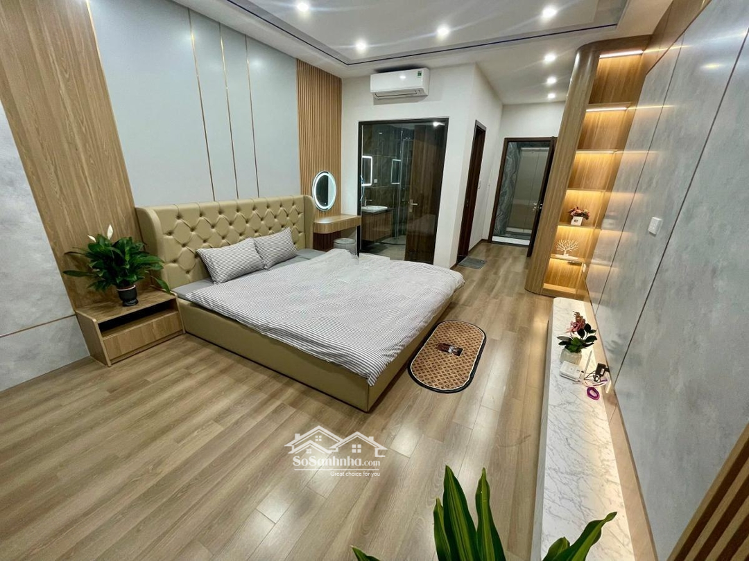 Bán Nhà Phố Hoàng Như Tiếp 7 Tầng Thang Máy - Nội Thất Cao Cấp Full - 47M - Giá Bán 11,5Tỷ.
