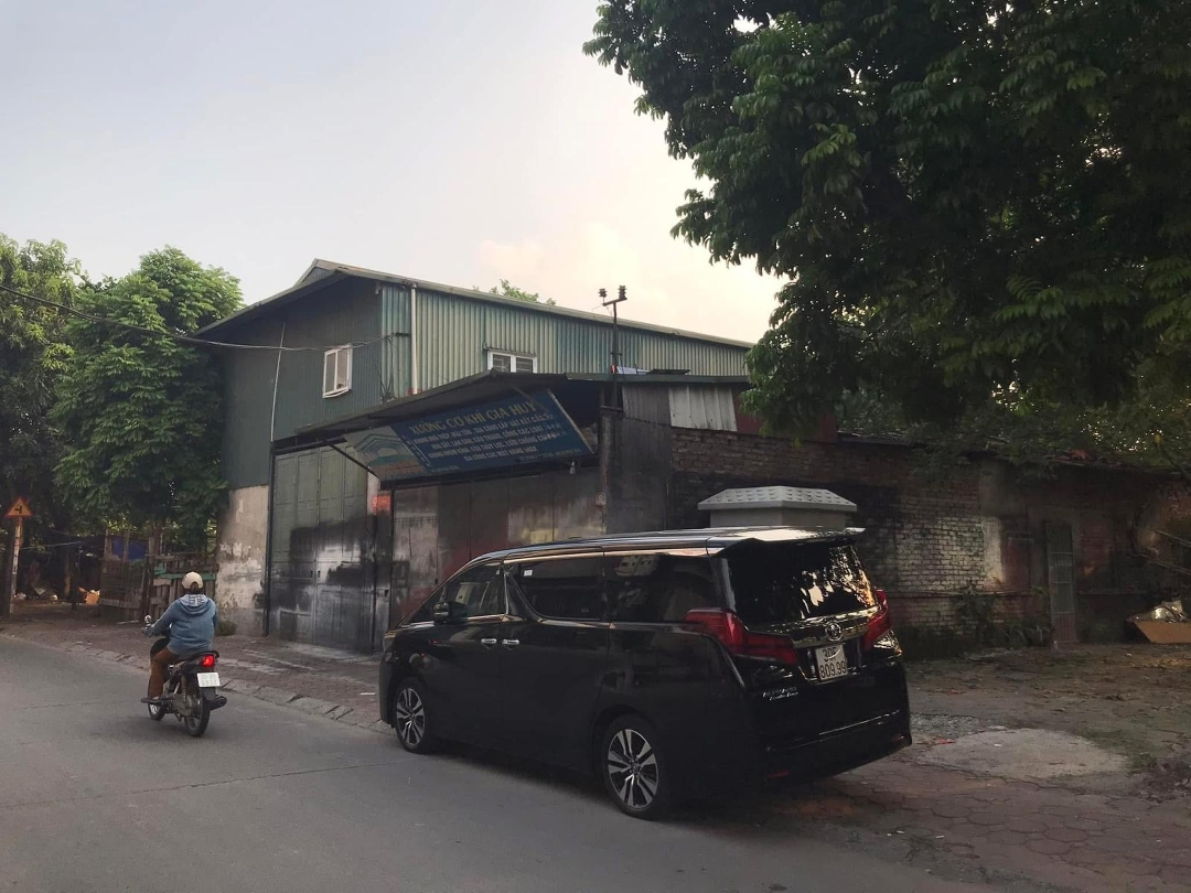 Mp Đại Đồng 200M2, 1 Tầng,Mặt Tiền7,5M. Vỉa Hè, Oto Tránh. 17 Tỷ