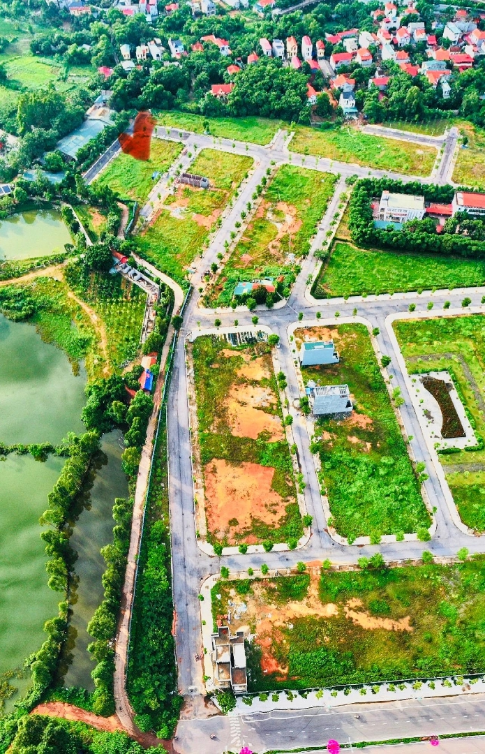 Chính Chủ Cần Bán Lô Góc View Hồ Vĩnh Yên Center City. Liên Hệ: 0865566675