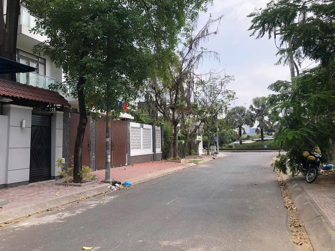 Cho Thuê Căn Biệt Thự Full Nội Thất Tại Khu Dân Cư Him Lam 6A. Dt: 12,5 X20(H + 5T). Giá 70 Triệu/Th