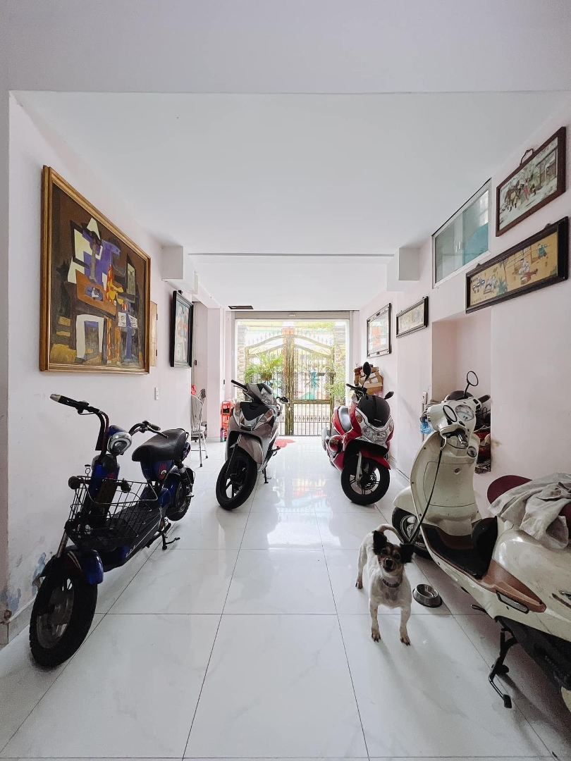 Cần Bán Đi Định Cư Biệt Thự Liền Kề Khu Vip 105M2 Trệt 2 Lầu 6 Phòng Ngủgara Xe Oto