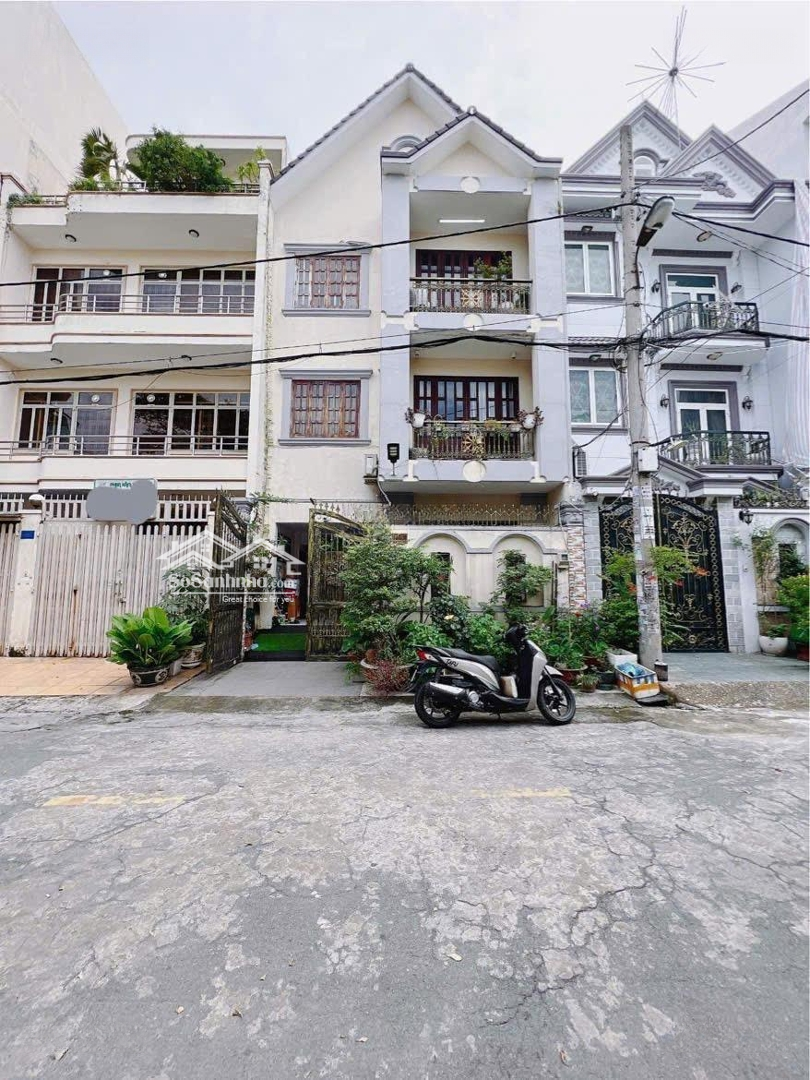 Cần Bán Đi Định Cư Biệt Thự Liền Kề Khu Vip 105M2 Trệt 2 Lầu 6 Phòng Ngủgara Xe Oto