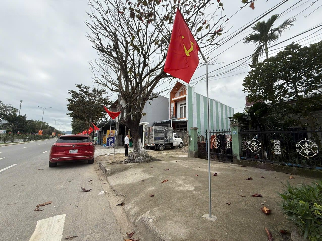 Đất Vàng Nguyễn Văn Cừ 348.9M, Nở Hậu Đẹp, Sát Siêu Dự Án Vingroup, Sinh Lời Bền Vững!