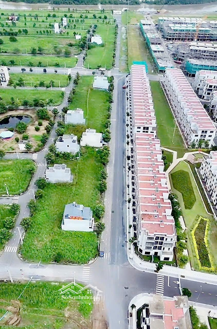 Hàng Ngộp Dự Án Sài Gòn Village Nền E4 Giáp T&T Melennia Lộ Giới 21M Giá Chỉ: 2Tỷ450. Diện Tích: 80M2. Sổ