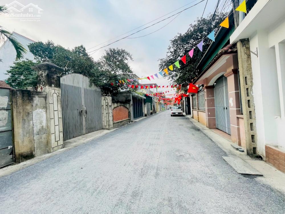 ĐẤT  xóm 16 phường NGHI PHÚ  ,nằm lỗi 2 đường 72 thông ra đường HOÀNG PHAN THÁI