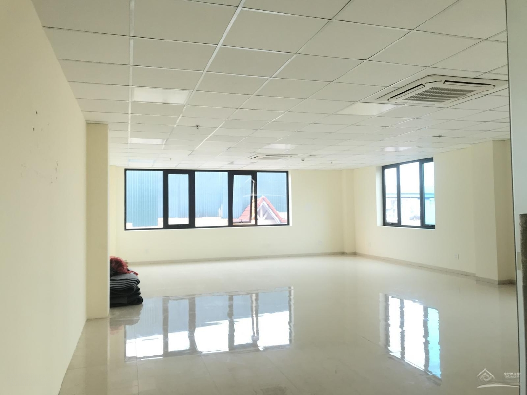 Chính Chủ Cho Thuê Văn Phòng Tại Số 2 Vương Thừa Vũ - Đối Diện Toyota Thanh Xuân,Diện Tích120M2, 210M2