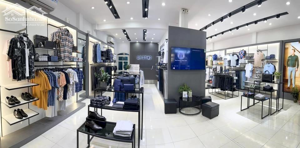 Cho thuê nguyên căn 3 tầng MT: 5m DT: 130m2 phố Hai Bà Trưng, thông sàn.