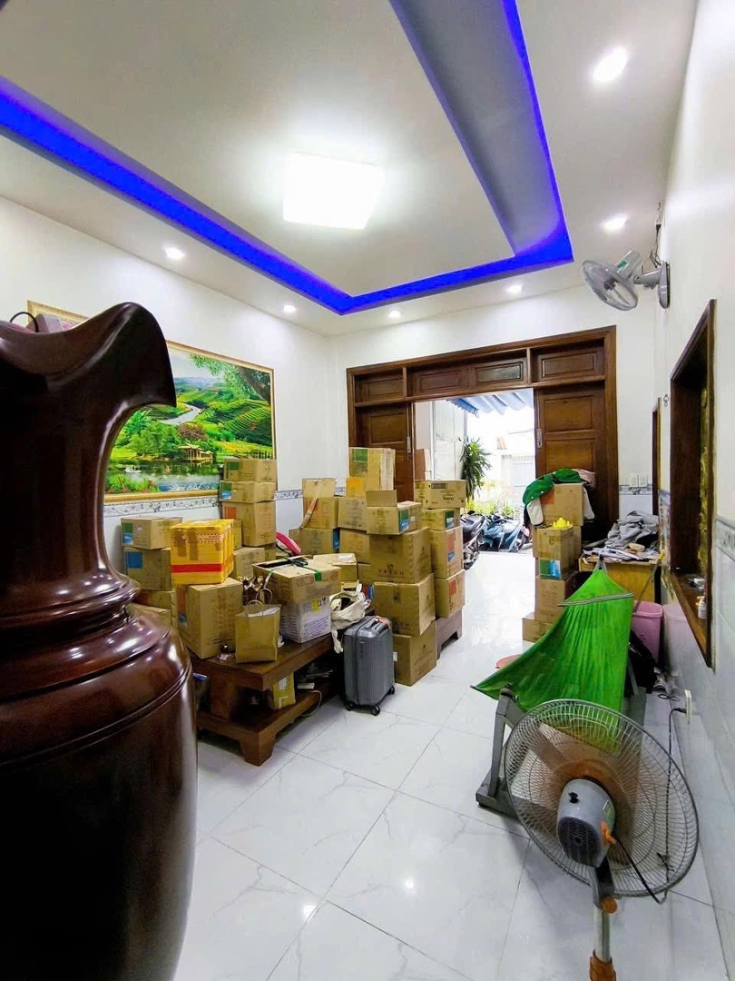 Gấp Bán Trước Tết - Giảm 1,4 Tỷ.
Giá Chỉ Còn 10,6 Tỷ - 120M2 Mặt Tiền Kinh Doanh Hiệp Bình Chánh Td