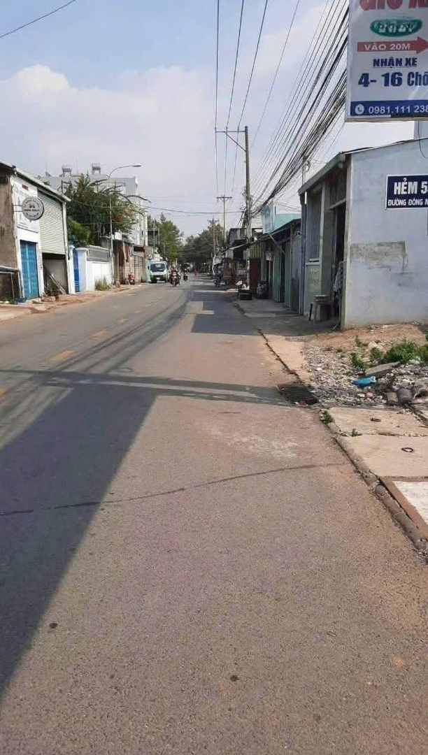Bán Đất Tặng Kho Mặt Tiền Cây Da Xề,Phường Đông Hòa Dĩ An , Giáp Linh Xuân Thủ Đức Liên Hệ:0975339699