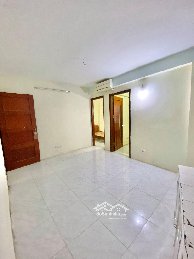 Căn Hộ 2N1K Cực Thoáng 50M2, Đh, Nl, Kệ Bếp, Tại Ngõ 42 Triều Khúc, Giá 5.7 Triệu/Tháng