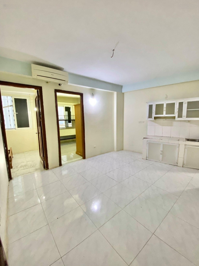 Căn Hộ 2N1K Cực Thoáng 50M2, Đh, Nl, Kệ Bếp, Tại Ngõ 42 Triều Khúc, Giá 5.7 Triệu/Tháng