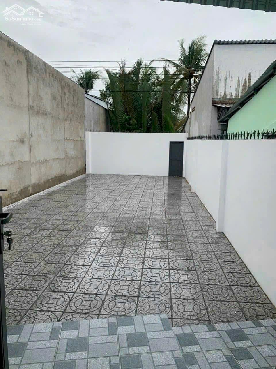 Cho thuê nhà sân vườn 300m2 đường Nguyễn Văn Trường
