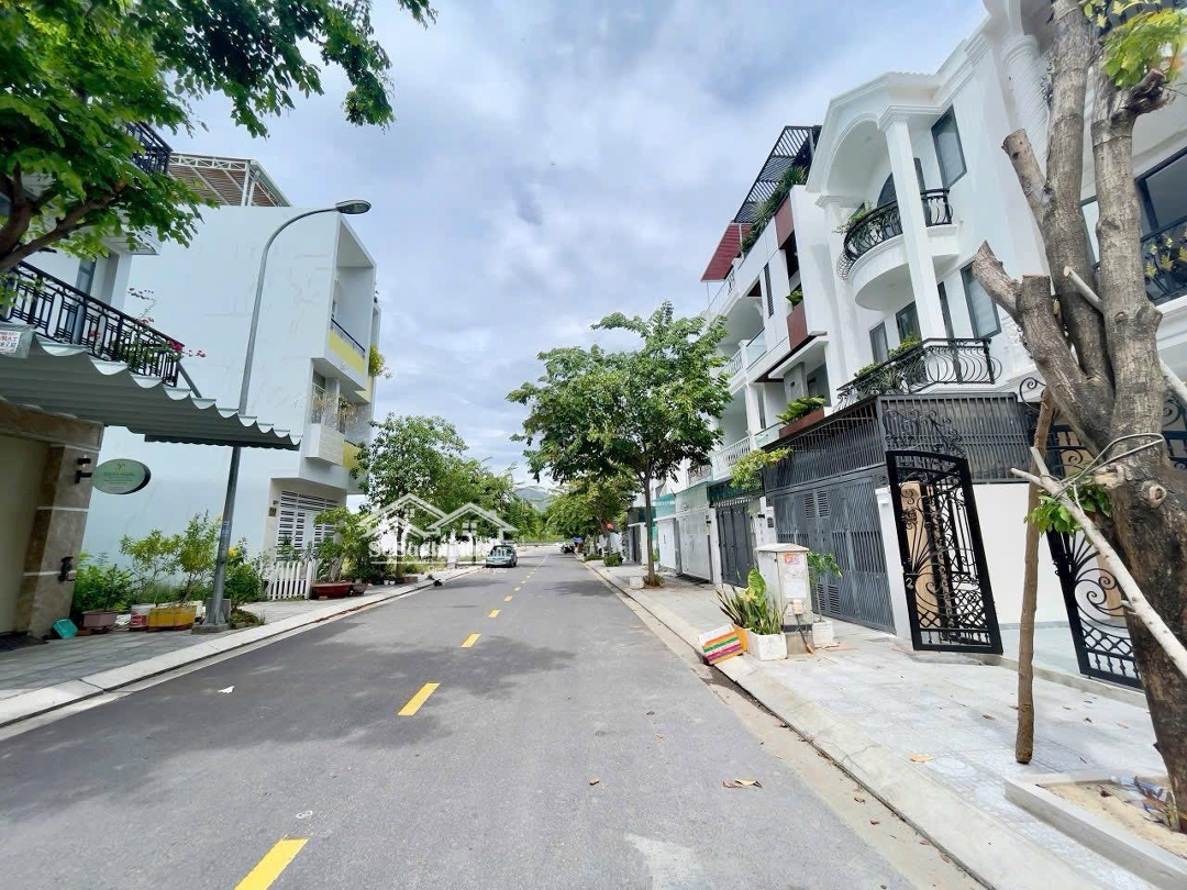 Bán Nhà Đẹp Khu Đô Thị Lê Hồng Phong 2 Nhà Mới Dọn Vào Ở Ngay Chỉ 7,2Tỷ Mua Ngay Giá Tốt