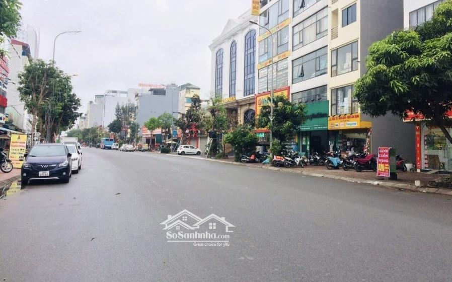 Siêu Kinh Doanh Mặt Phố Chính Thị Trấn Trâu Quỳ Cho Thuê Dòng Tiền 700 Triệu/Năm